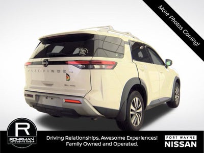 2024 Nissan Pathfinder SL