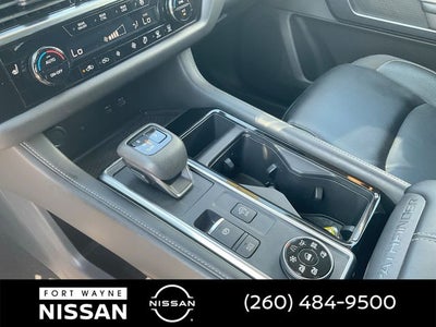 2023 Nissan Pathfinder SL