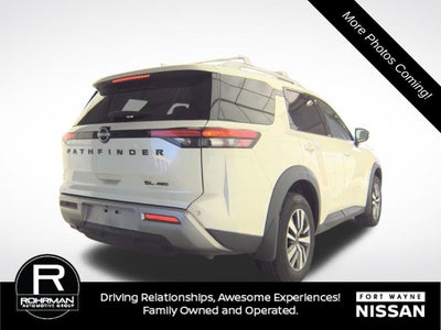 2024 Nissan Pathfinder SL