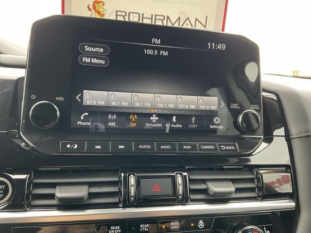 2022 Nissan Pathfinder SL
