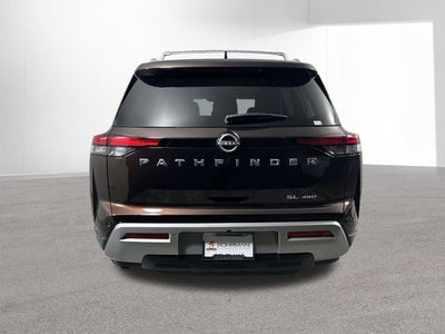 2022 Nissan Pathfinder SL