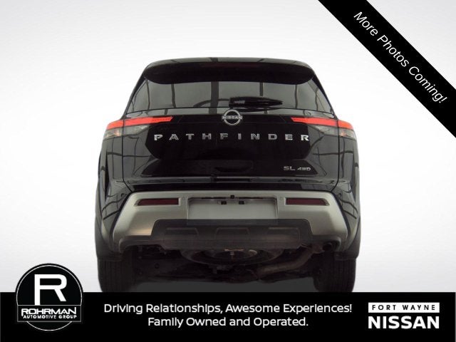 2024 Nissan Pathfinder SL