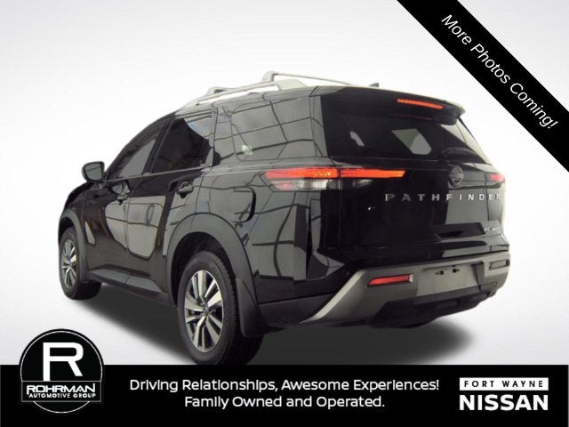 2024 Nissan Pathfinder SL