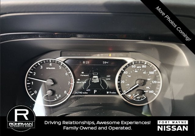 2024 Nissan Pathfinder SL