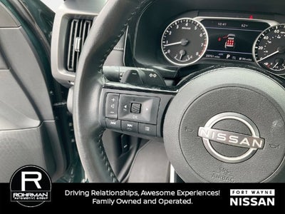 2024 Nissan Pathfinder SL