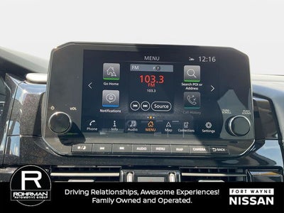 2025 Nissan Pathfinder SL