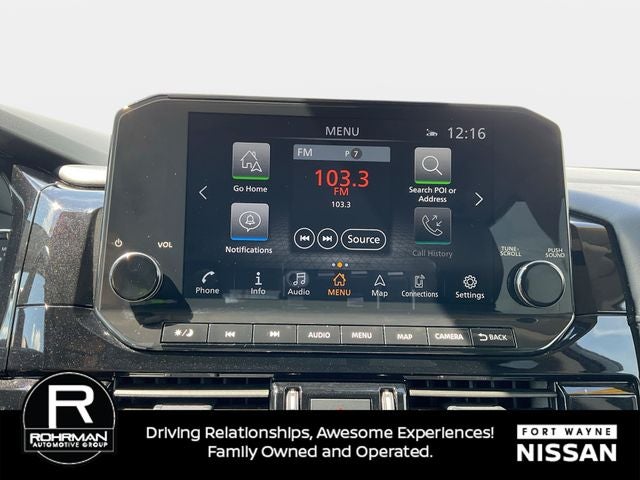 2025 Nissan Pathfinder SL