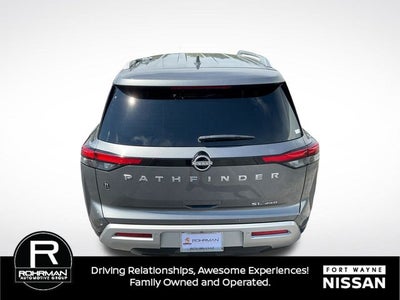 2025 Nissan Pathfinder SL