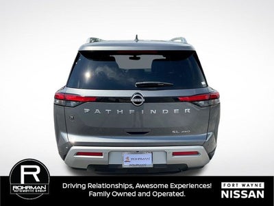 2025 Nissan Pathfinder SL