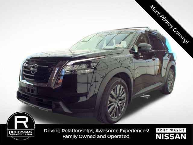 2024 Nissan Pathfinder SL