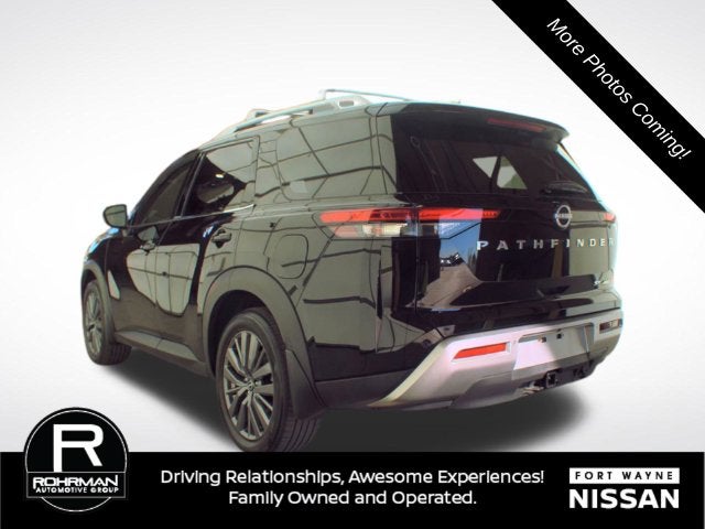 2024 Nissan Pathfinder SL