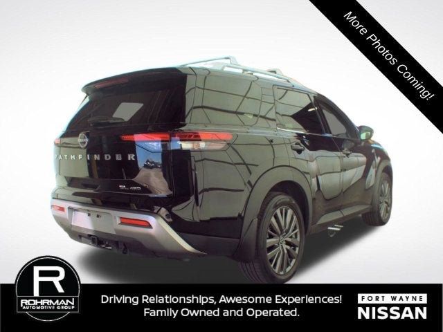 2024 Nissan Pathfinder SL