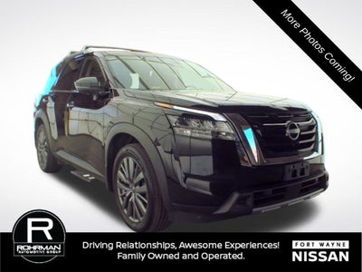 2024 Nissan Pathfinder SL