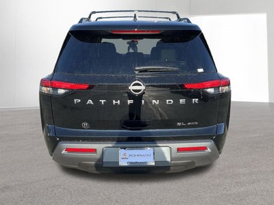 2026 Nissan Pathfinder SL