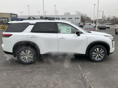 2026 Nissan Pathfinder SL