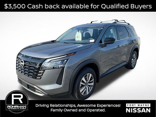 2026 Nissan Pathfinder SL