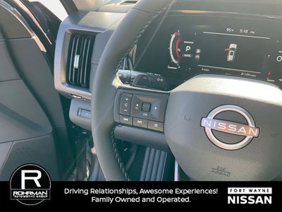 2026 Nissan Pathfinder SL