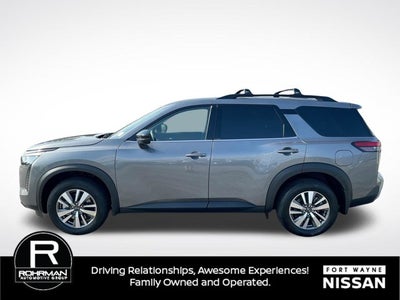 2026 Nissan Pathfinder SL