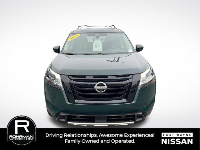 2023 Nissan Pathfinder Platinum