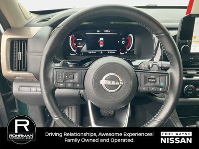 2023 Nissan Pathfinder Platinum