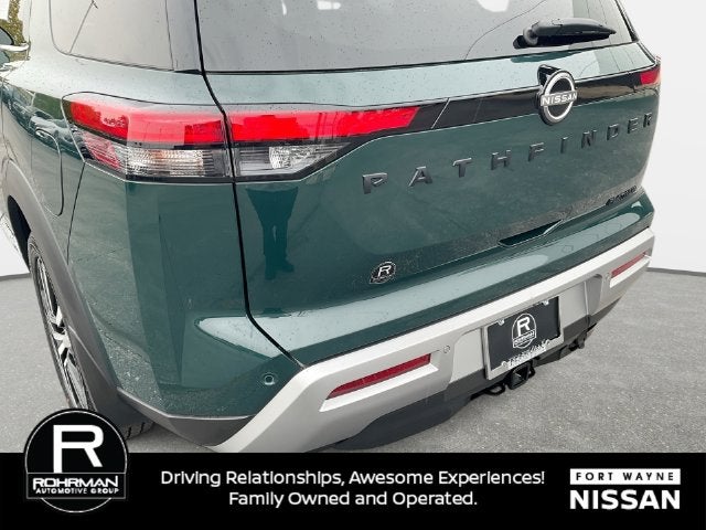 2023 Nissan Pathfinder Platinum