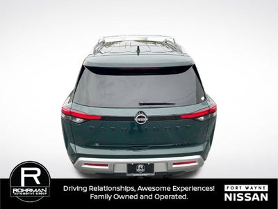 2023 Nissan Pathfinder Platinum