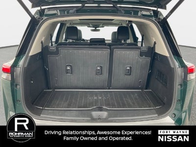 2023 Nissan Pathfinder Platinum