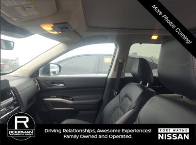 2023 Nissan Pathfinder Platinum