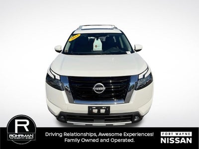 2023 Nissan Pathfinder Platinum