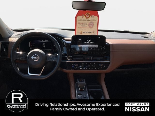 2023 Nissan Pathfinder Platinum