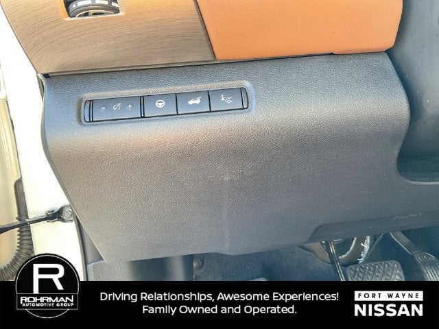 2023 Nissan Pathfinder Platinum