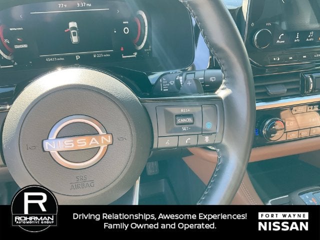 2023 Nissan Pathfinder Platinum