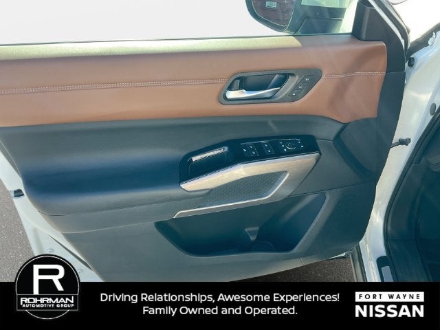 2023 Nissan Pathfinder Platinum