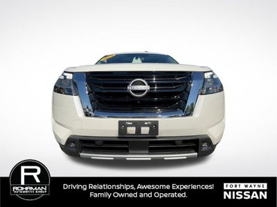 2023 Nissan Pathfinder Platinum