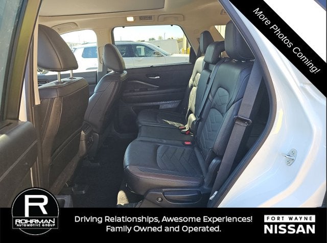 2024 Nissan Pathfinder Platinum