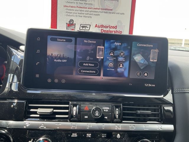 2026 Nissan Pathfinder Platinum