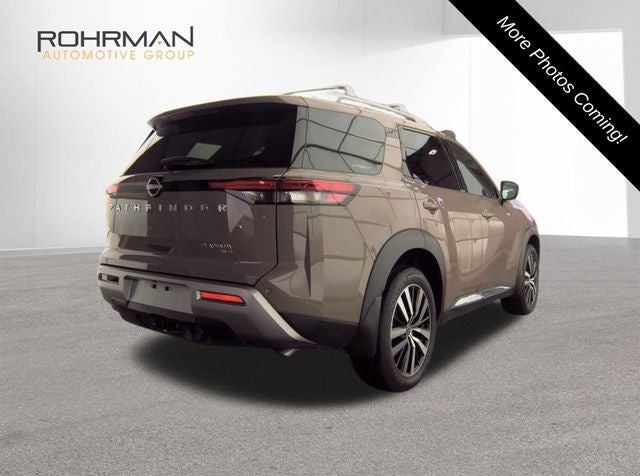 2025 Nissan Pathfinder Platinum