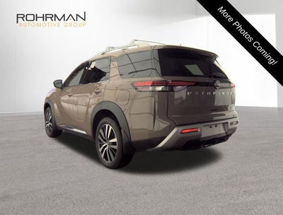 2025 Nissan Pathfinder Platinum