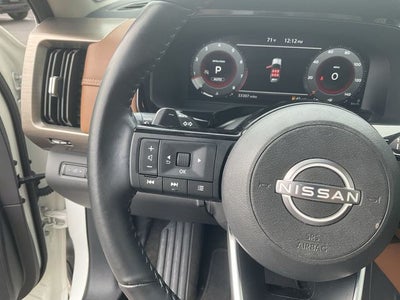 2023 Nissan Pathfinder Platinum