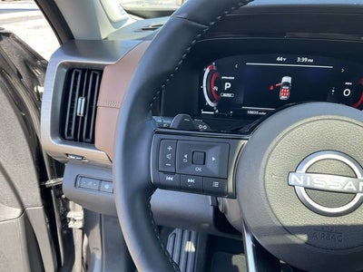 2024 Nissan Pathfinder Platinum