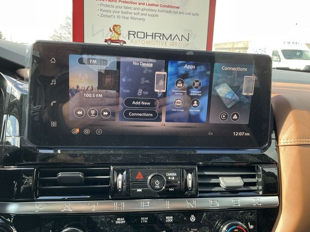 2026 Nissan Pathfinder Platinum