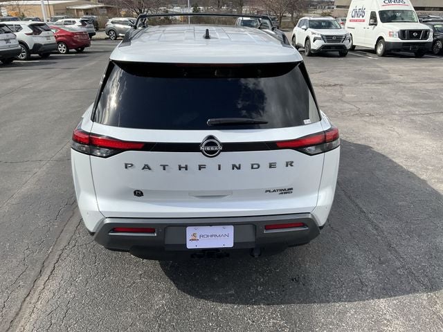 2026 Nissan Pathfinder Platinum