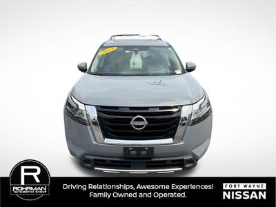 2023 Nissan Pathfinder Platinum