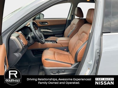 2023 Nissan Pathfinder Platinum