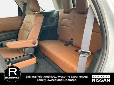 2023 Nissan Pathfinder Platinum