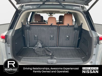 2023 Nissan Pathfinder Platinum