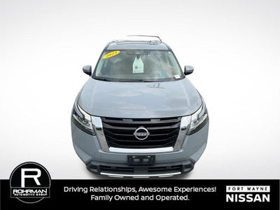 2023 Nissan Pathfinder Platinum