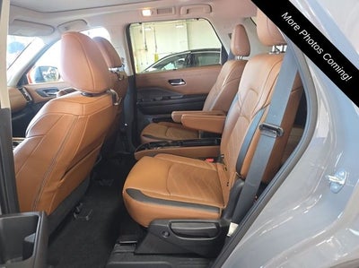 2023 Nissan Pathfinder Platinum