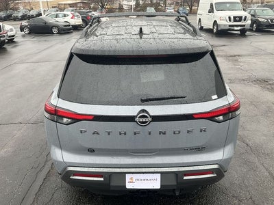 2026 Nissan Pathfinder Platinum