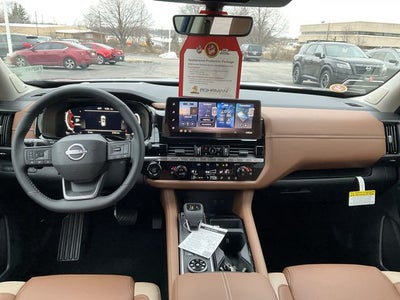 2026 Nissan Pathfinder Platinum